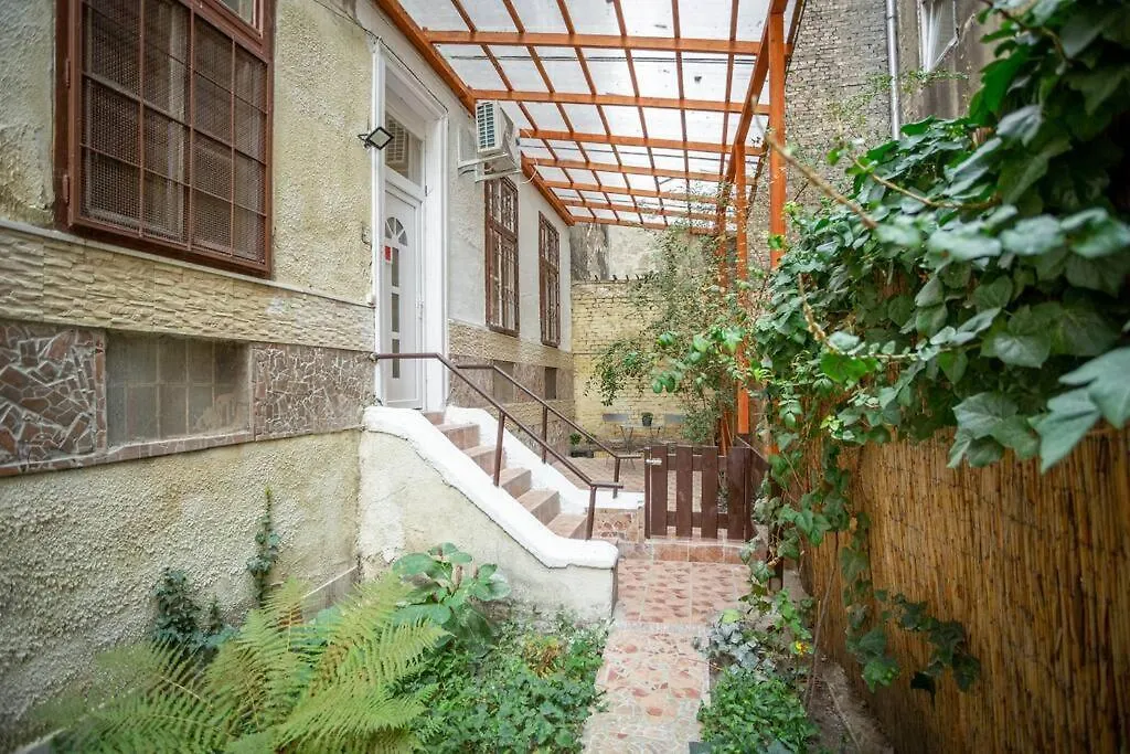 아파트 Cosy Two Bedroom Flat In Josika Street, Paprika 부다페스트