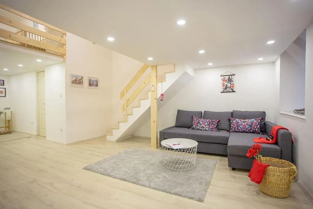 아파트 Cosy Two Bedroom Flat In Josika Street, Paprika 부다페스트