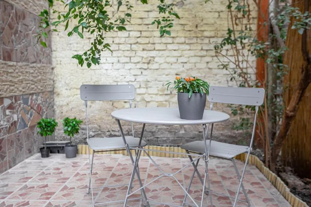 아파트 Cosy Two Bedroom Flat In Josika Street, Paprika 부다페스트 헝가리