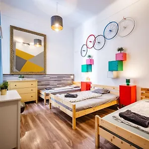 Very Apartment- 2 Bedrooms And 2 Bathrooms Apartment