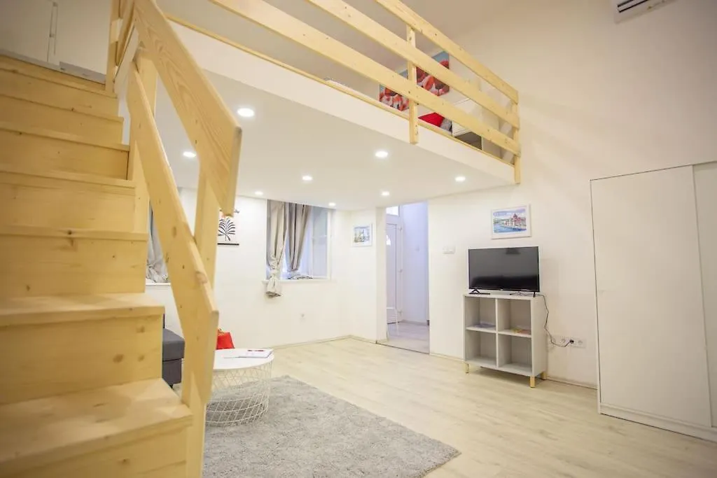 Cosy Two Bedroom Flat In Josika Street, Paprika Budapest 0*,  Hungary